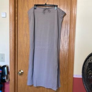 Barefoot Dreams skirt